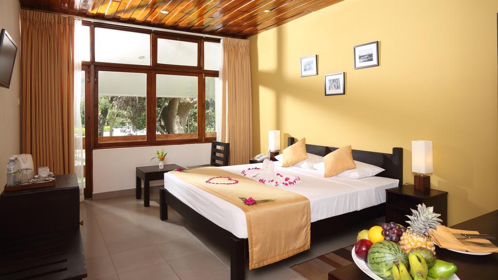 The Lakeside At Nuwarawewa Anuradhapura Room photo