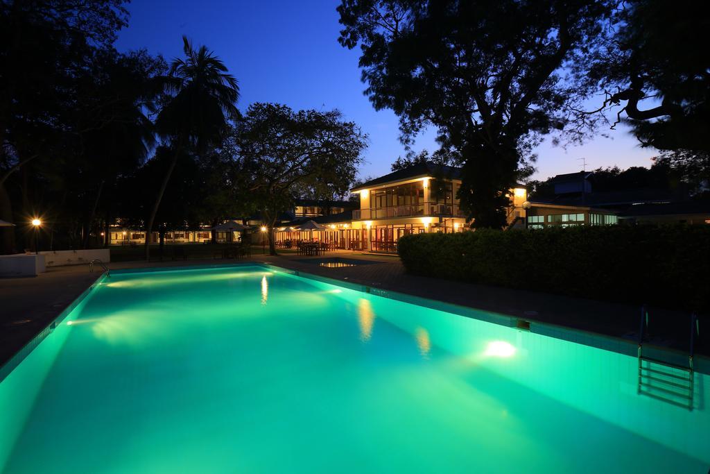 The Lakeside At Nuwarawewa Anuradhapura Exterior photo